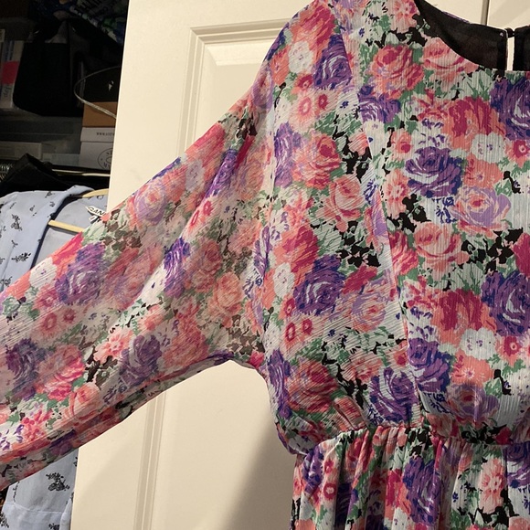 Wayf Long Sleeve Floral Print Mini Dress. Size S. Purple/Pink. Batwing Sleeve. - Picture 7 of 9